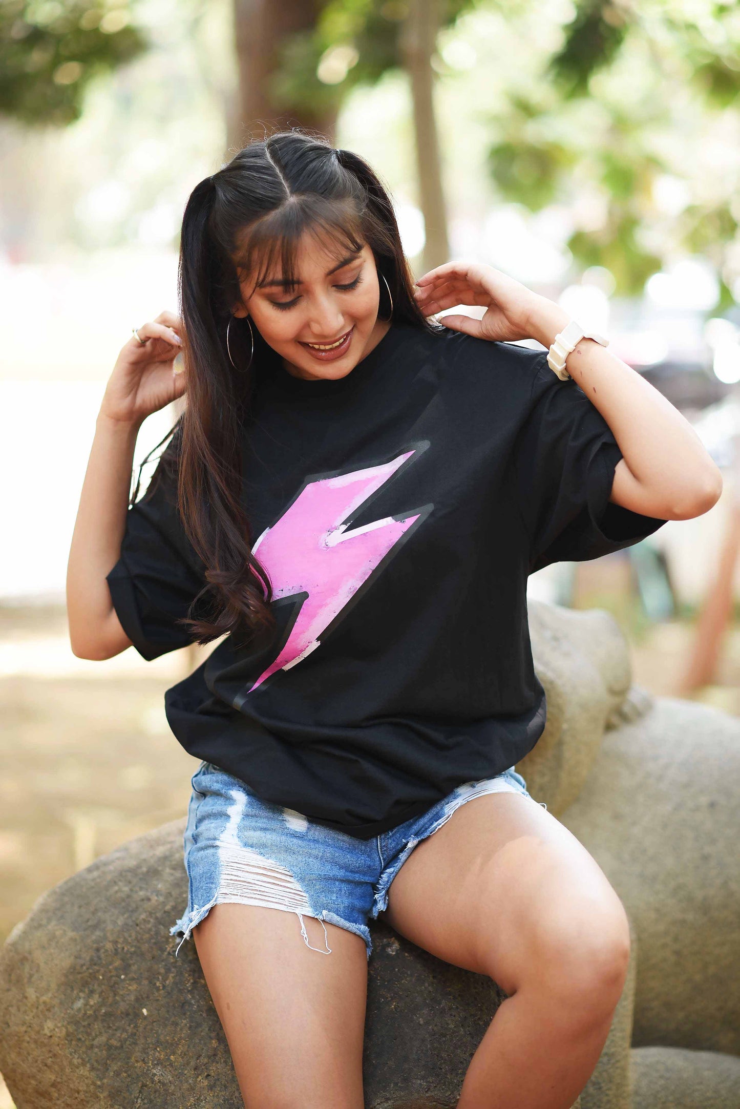 LIGHTNING BOLT - BLACK T-SHIRT