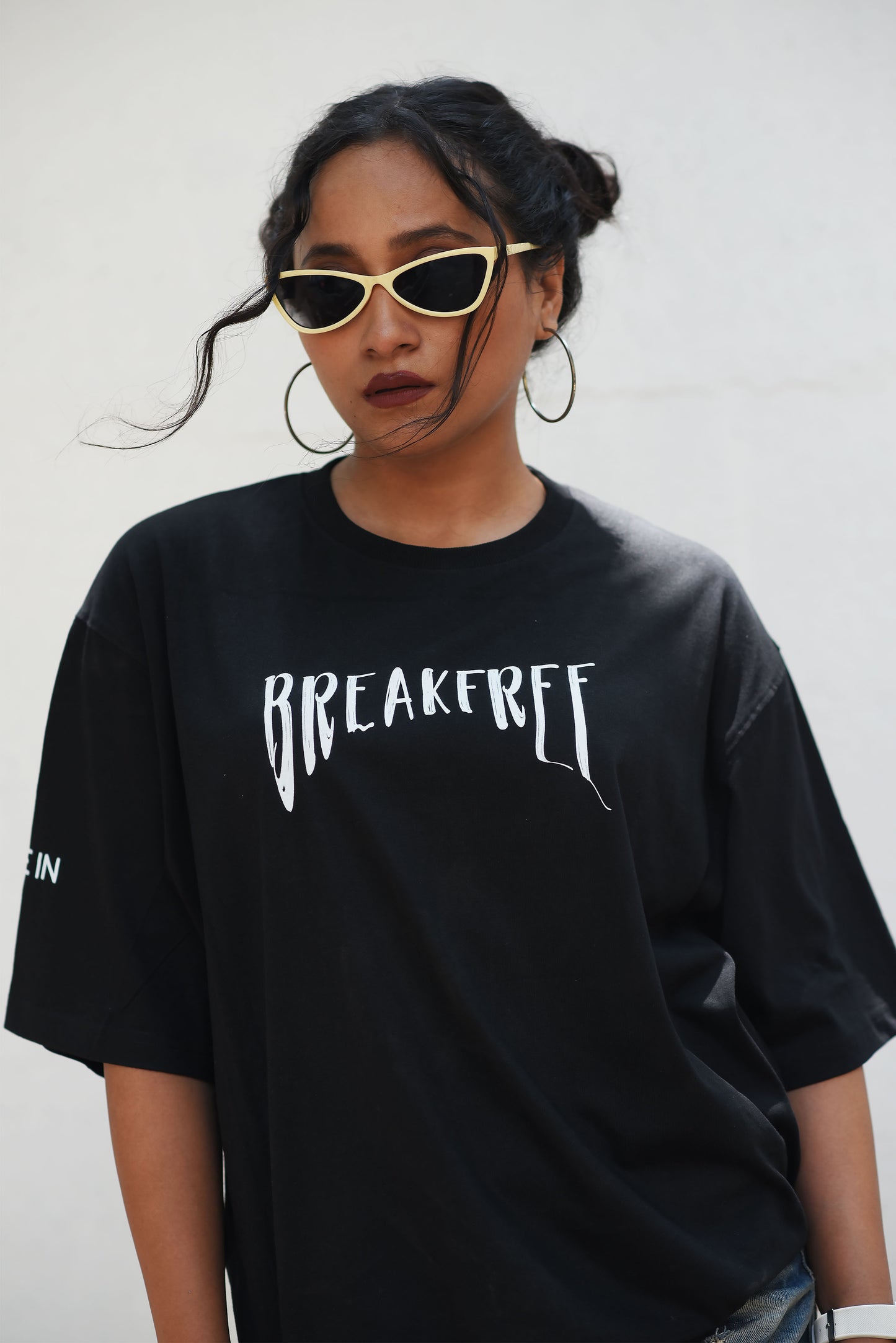 BREAKFREE - T-SHIRT